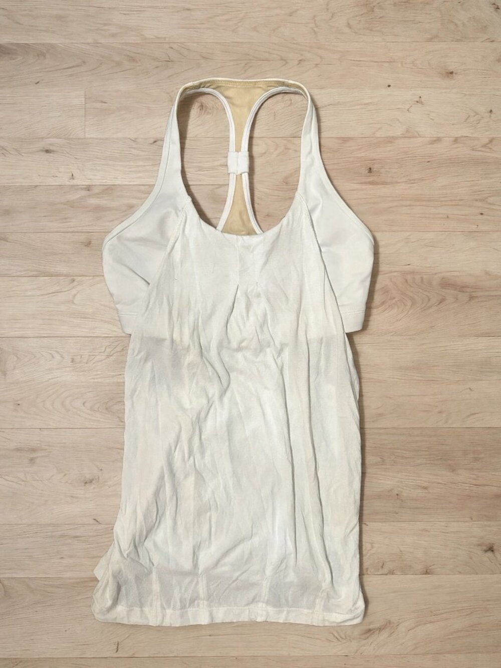 Lululemon White Racerback Tank Sz 6 Built-In Bra
